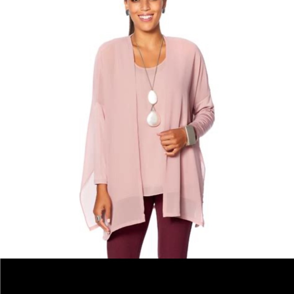 Wynne layers mixed media open front cardigan and tank set size 1X